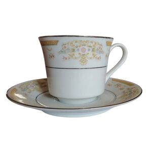 1 Vtg Signature Collection Coronet Coffee Tea Cup & Saucer Platinum Accents